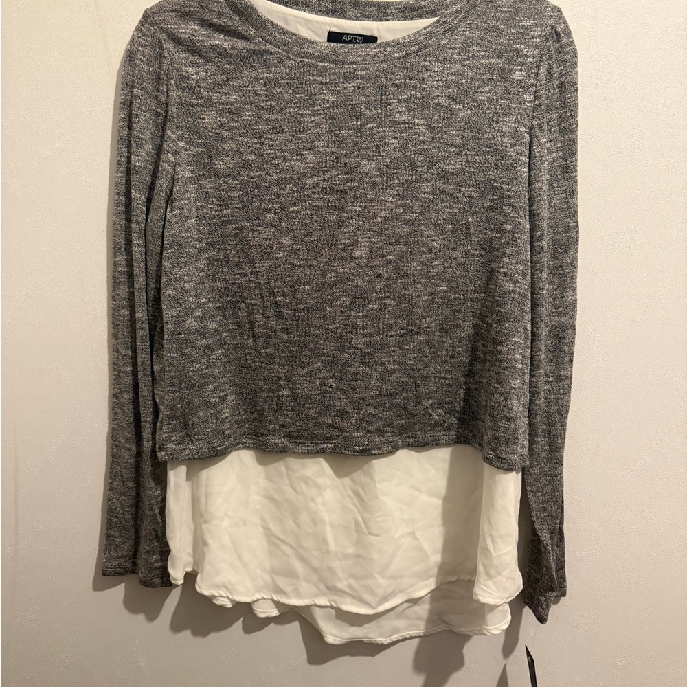 💜Apt. 9 Charcoal and Ivory Layered Long Sleeve Top